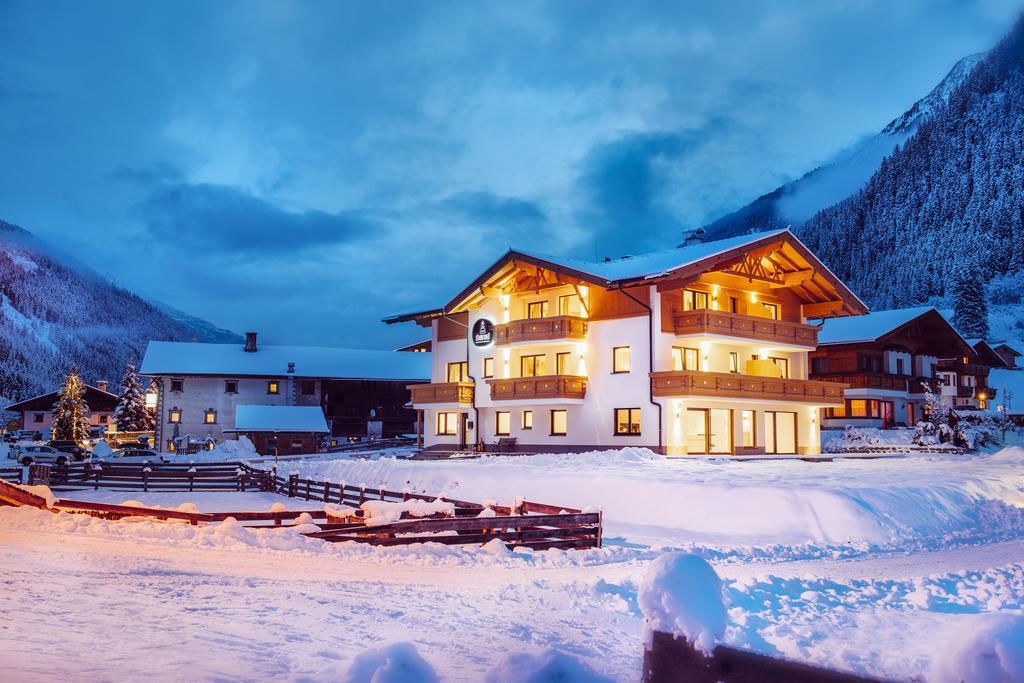 Stoanmandl Wohlfuehlappartements Neustift im Stubaital Exterior photo